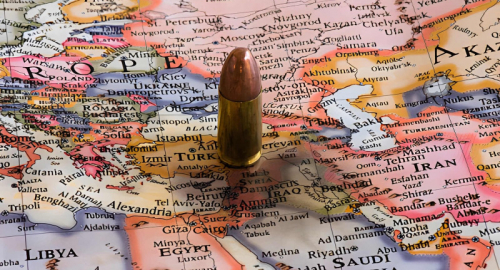 Scacchiere mediorientale in fiamme: i missili violano i cieli turchi e accendono lo scontro diplomatico tra Ankara e Teheran